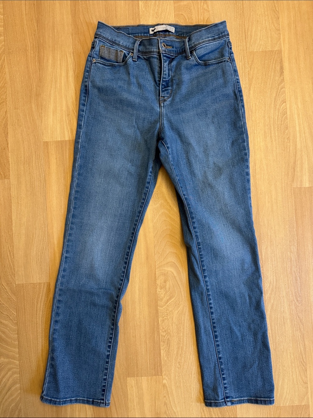 Levi’s Embroidered Perfectly Slimming Straight 512 Jeans Size 30